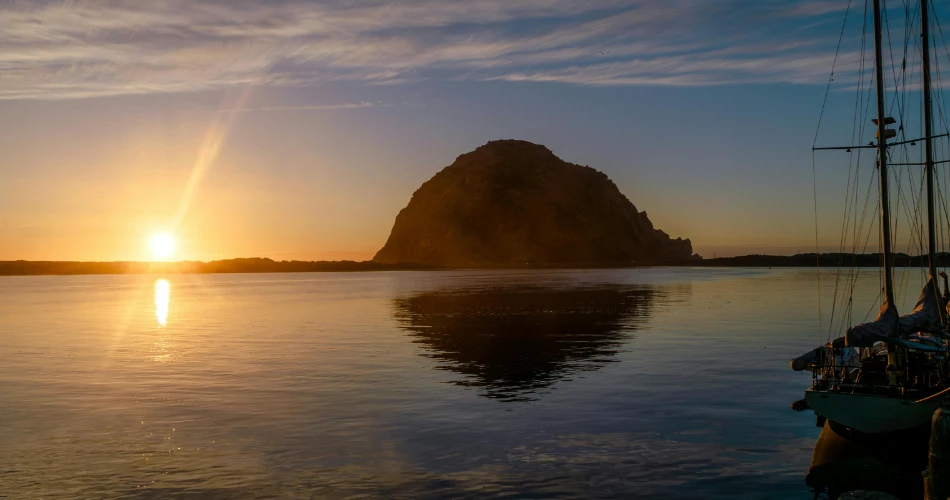 Morro Bay Travel Guide: Attractions, Beaches & Local Favorites